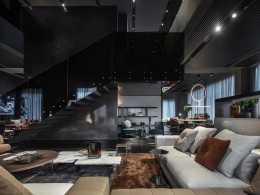 Minotti家具西安旗舰店室内灯光设计-染色木地板所形成的光线对比增强了设计的美感